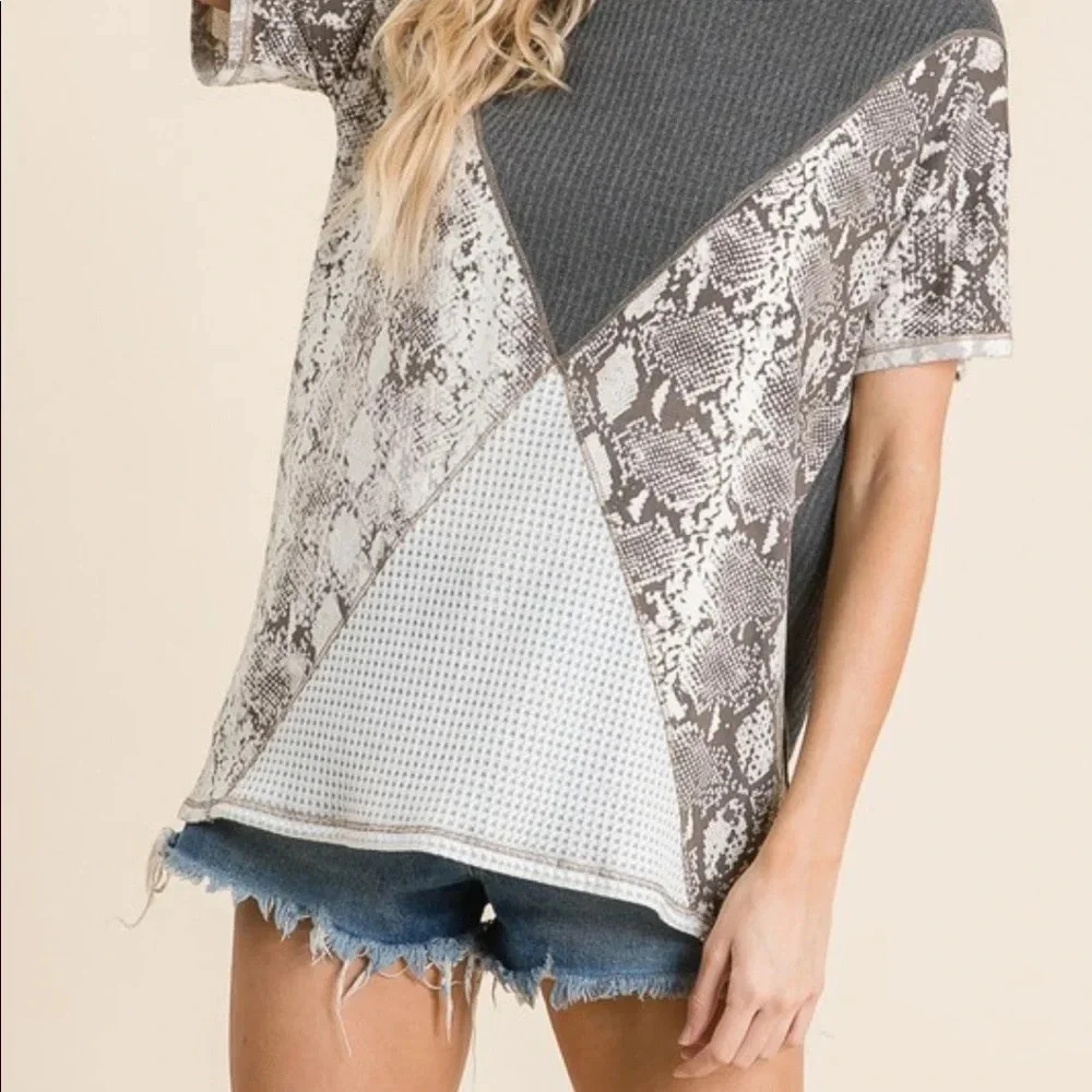 NWT BiBi boutique Thermal waffle snakeskin print block top